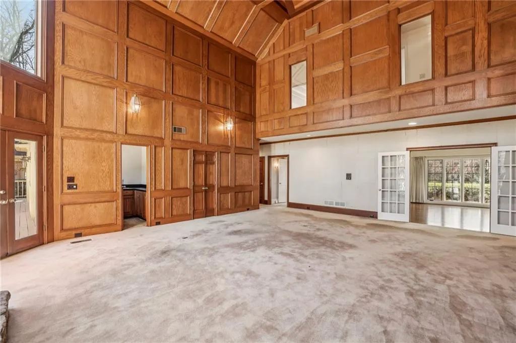 420 Rivertrail Dale, Atlanta, Georgia 30350, 5 Bedrooms Bedrooms, ,4 BathroomsBathrooms,Residential,For Sale,420 Rivertrail Dale,7720812