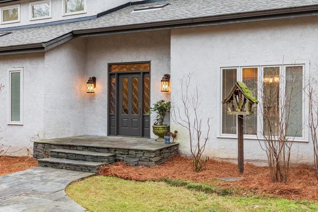 34 Spring Oaks Court, Sandy Springs, Georgia 30327, 5 Bedrooms Bedrooms, ,4 BathroomsBathrooms,Residential,Sold,34 Spring Oaks Court,6674730