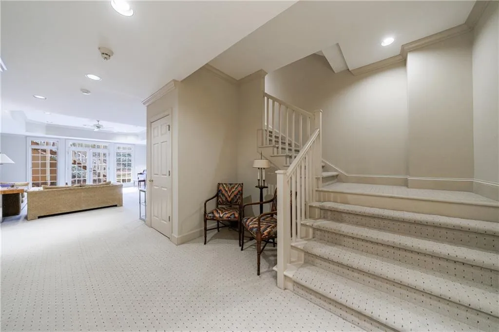 400 Laurel Chase Court, Atlanta, Georgia 30327, 5 Bedrooms Bedrooms, ,5 BathroomsBathrooms,Residential,Sold,400 Laurel Chase Court,7523865