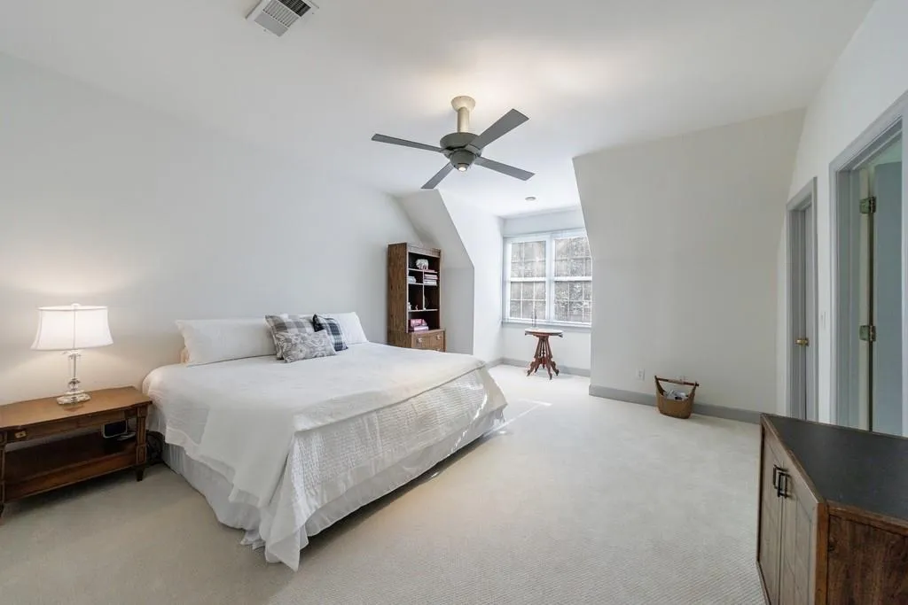 400 Laurel Chase Court, Atlanta, Georgia 30327, 5 Bedrooms Bedrooms, ,5 BathroomsBathrooms,Residential,Sold,400 Laurel Chase Court,7523865