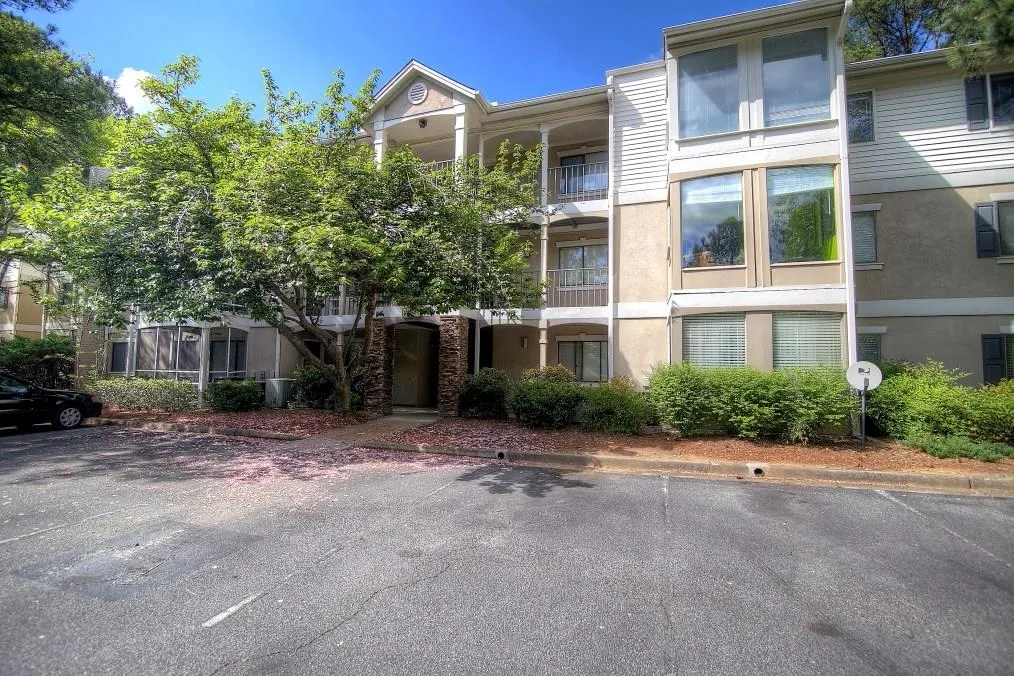 3015 Wingate Way, Sandy Springs, Georgia 30350, 2 Bedrooms Bedrooms, ,2 BathroomsBathrooms,Residential,Sold,3015 Wingate Way,5677575