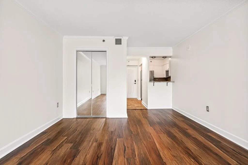 2870 Pharr Court South Nw Unit 203, Atlanta, Georgia 30305, 1 Bedroom Bedrooms, 0 ,1 BathroomBathrooms,Residential,For Sale,2870 Pharr Court South Nw Unit 203,7786133