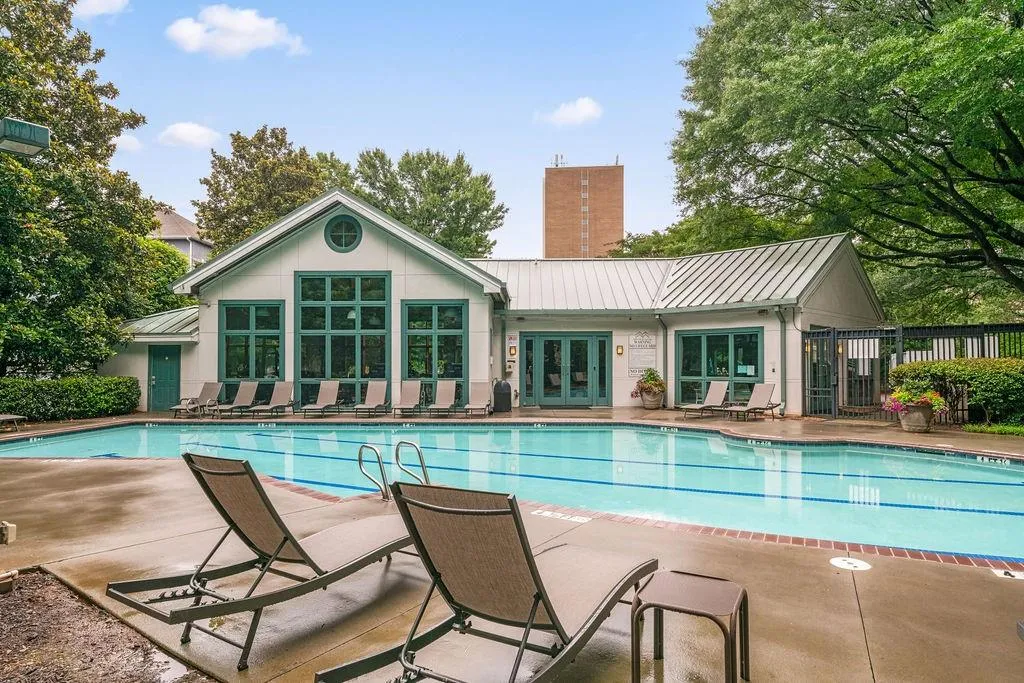 2870 Pharr Court South Nw Unit 203, Atlanta, Georgia 30305, 1 Bedroom Bedrooms, 0 ,1 BathroomBathrooms,Residential,For Sale,2870 Pharr Court South Nw Unit 203,7786133