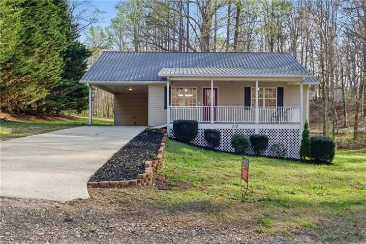 218 Eden Woods, Clarkesville, Georgia 30523