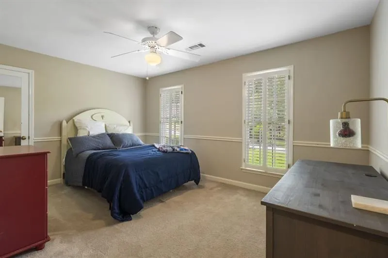 6915 Hunters Knoll, Sandy Springs, Georgia 30328, 4 Bedrooms Bedrooms, ,3 BathroomsBathrooms,Residential,Sold,6915 Hunters Knoll,7682555