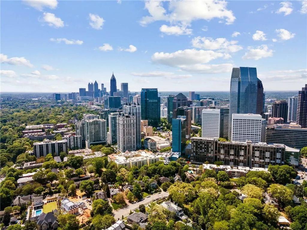 145 15th Street Ne Unit 1209, Atlanta, Georgia 30309, 1 Bedroom Bedrooms, ,1 BathroomBathrooms,Residential,For Sale,145 15th Street Ne Unit 1209,7602052