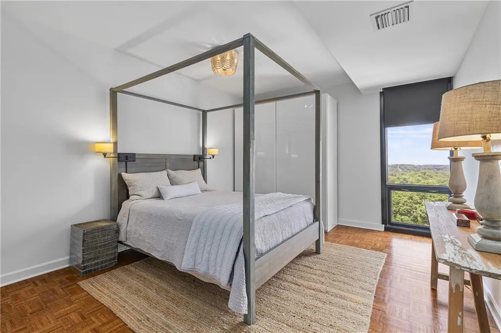 145 15th Street Ne Unit 1209, Atlanta, Georgia 30309, 1 Bedroom Bedrooms, ,1 BathroomBathrooms,Residential,For Sale,145 15th Street Ne Unit 1209,7602052