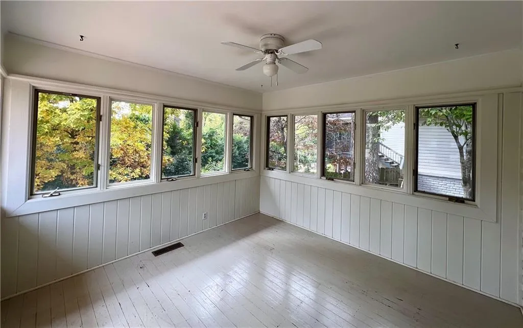 105 Silverwood Road Ne, Sandy Springs, Georgia 30342, 4 Bedrooms Bedrooms, ,2 BathroomsBathrooms,Residential,Sold,105 Silverwood Road Ne,7134846