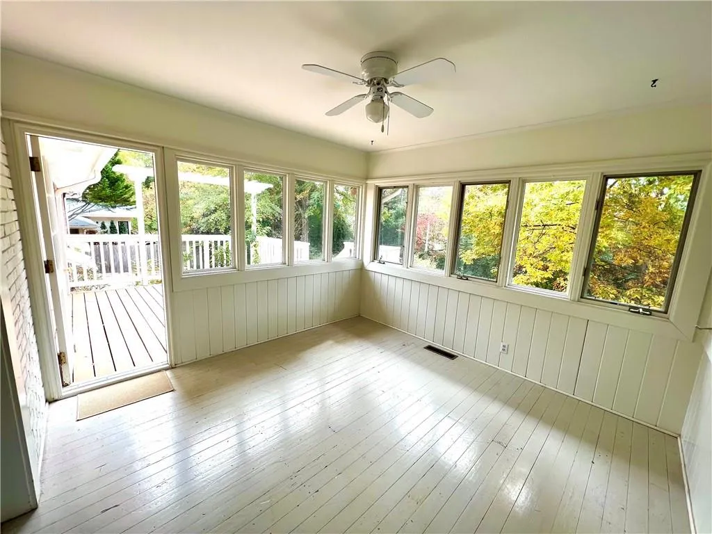 105 Silverwood Road Ne, Sandy Springs, Georgia 30342, 4 Bedrooms Bedrooms, ,2 BathroomsBathrooms,Residential,Sold,105 Silverwood Road Ne,7134846