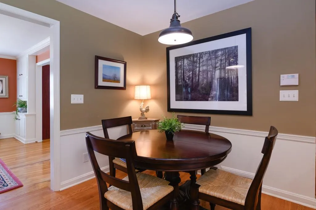 100 Osner Drive, Atlanta, Georgia 30342, 3 Bedrooms Bedrooms, ,2 BathroomsBathrooms,Residential,Sold,100 Osner Drive,6536859