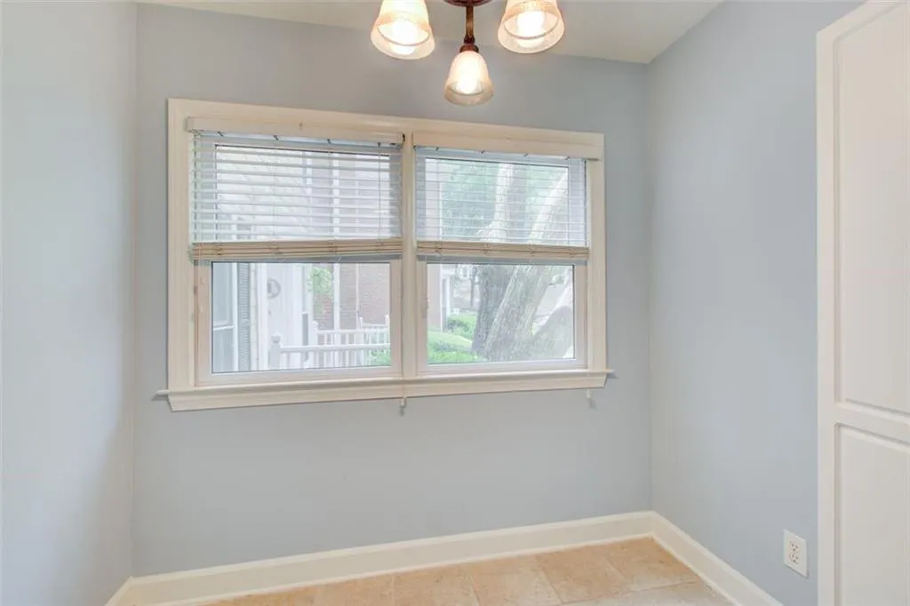 7500 Roswell Road Unit 113, Atlanta, Georgia 30350, 2 Bedrooms Bedrooms, ,2 BathroomsBathrooms,Residential,Sold,7500 Roswell Road Unit 113,7388026