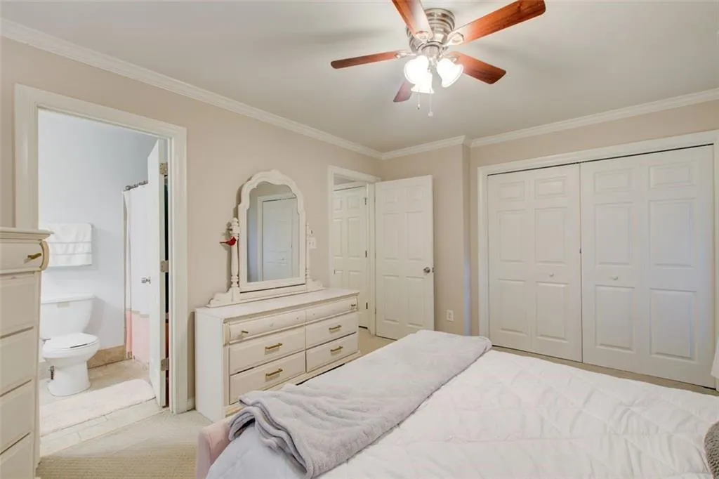 7500 Roswell Road Unit 113, Atlanta, Georgia 30350, 2 Bedrooms Bedrooms, ,2 BathroomsBathrooms,Residential,Sold,7500 Roswell Road Unit 113,7388026