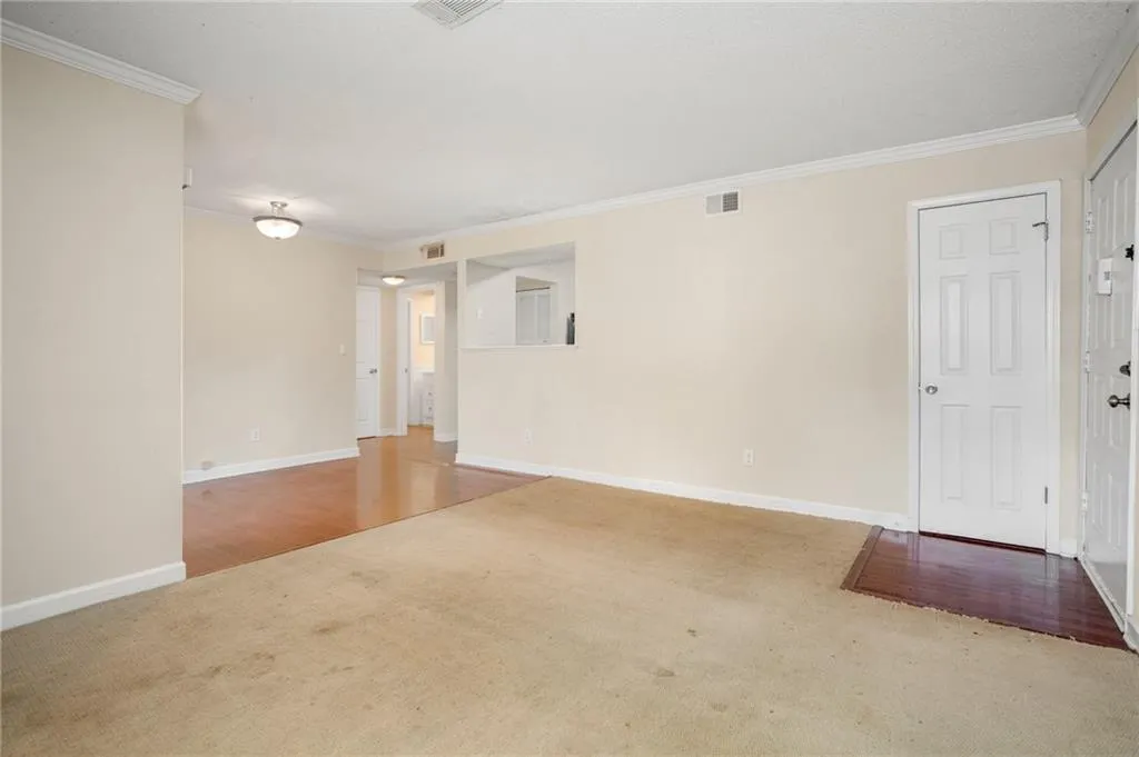 1101 Wingate Way, Sandy Springs, Georgia 30350, 1 Bedroom Bedrooms, ,1 BathroomBathrooms,Residential,Sold,1101 Wingate Way,7021718