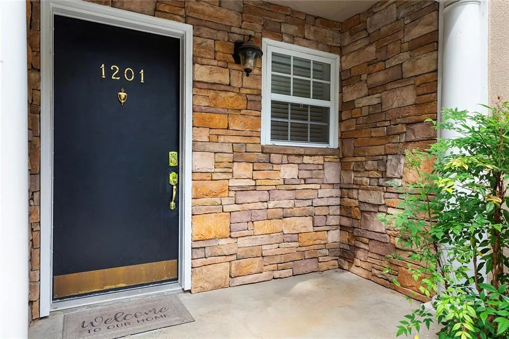 1201 Masons Creek Circle, Atlanta, Georgia 30350, 2 Bedrooms Bedrooms, ,2 BathroomsBathrooms,Residential,Sold,1201 Masons Creek Circle,7415383