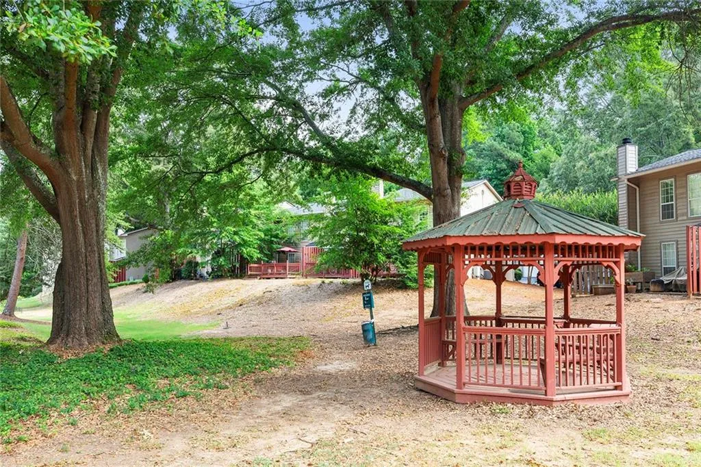 1201 Masons Creek Circle, Atlanta, Georgia 30350, 2 Bedrooms Bedrooms, ,2 BathroomsBathrooms,Residential,Sold,1201 Masons Creek Circle,7415383