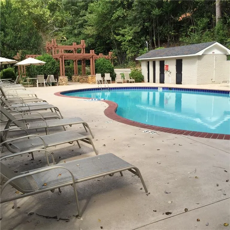 6940 Roswell Road Unit 21c, Atlanta, Georgia 30328, 2 Bedrooms Bedrooms, ,1 BathroomBathrooms,Residential,Sold,6940 Roswell Road Unit 21c,5810216