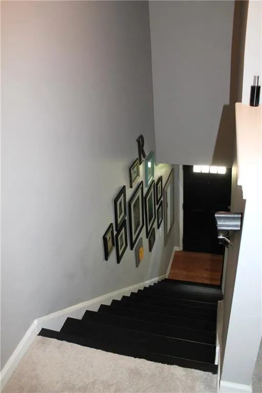 6940 Roswell Road Unit 21c, Atlanta, Georgia 30328, 2 Bedrooms Bedrooms, ,1 BathroomBathrooms,Residential,Sold,6940 Roswell Road Unit 21c,5810216