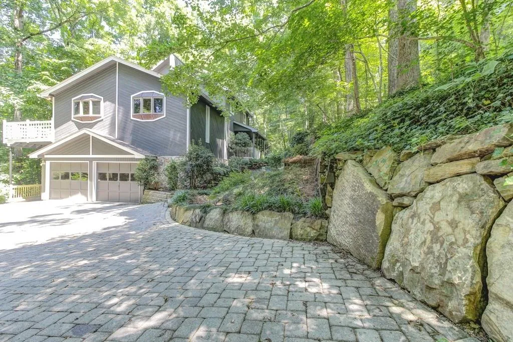 8305 Ison Road, Sandy Springs, Georgia 30350, 5 Bedrooms Bedrooms, ,3 BathroomsBathrooms,Residential,Sold,8305 Ison Road,5706432