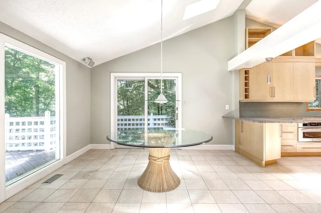 8305 Ison Road, Sandy Springs, Georgia 30350, 5 Bedrooms Bedrooms, ,3 BathroomsBathrooms,Residential,Sold,8305 Ison Road,5706432