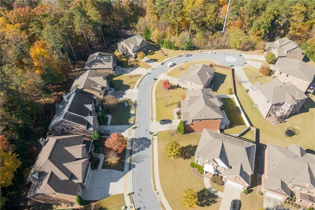 7755 Stratford Lane, Sandy Springs, Georgia 30350, 5 Bedrooms Bedrooms, ,4 BathroomsBathrooms,Residential,Sold,7755 Stratford Lane,6973085