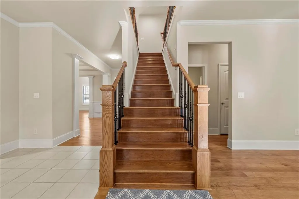 7755 Stratford Lane, Sandy Springs, Georgia 30350, 5 Bedrooms Bedrooms, ,4 BathroomsBathrooms,Residential,Sold,7755 Stratford Lane,6973085