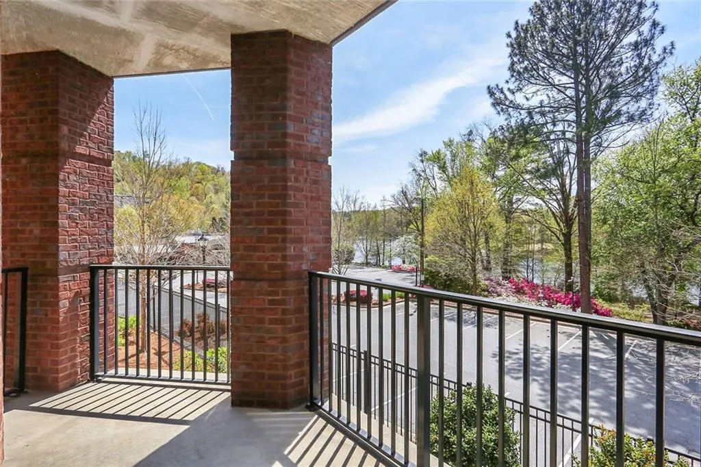 200 River Vista Drive Unit 237, Atlanta, Georgia 30339, 2 Bedrooms Bedrooms, ,2 BathroomsBathrooms,Residential,Sold,200 River Vista Drive Unit 237,5995834