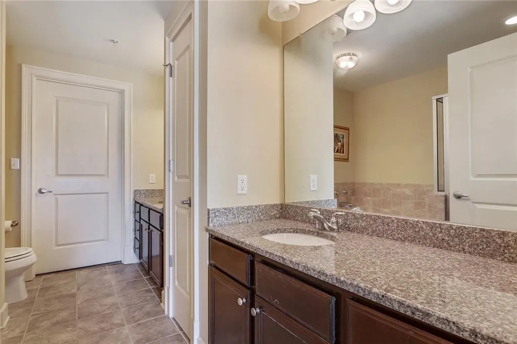 200 River Vista Drive Unit 237, Atlanta, Georgia 30339, 2 Bedrooms Bedrooms, ,2 BathroomsBathrooms,Residential,Sold,200 River Vista Drive Unit 237,5995834