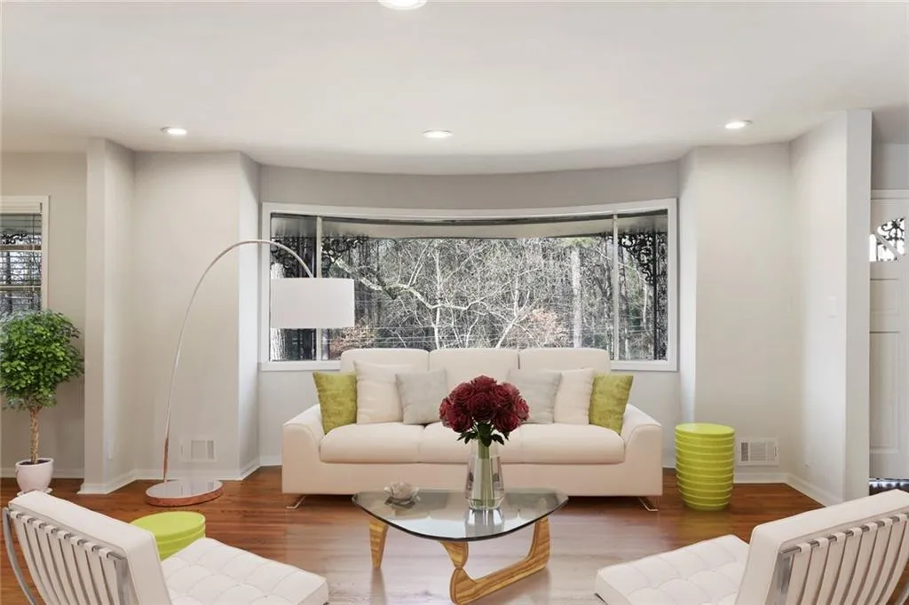 233 Chalmers Drive Nw, Atlanta, Georgia 30318, 4 Bedrooms Bedrooms, ,4 BathroomsBathrooms,Residential,Sold,233 Chalmers Drive Nw,5772668