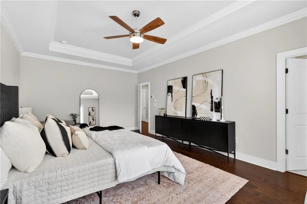6069 Boylston Drive, Atlanta, Georgia 30328, 3 Bedrooms Bedrooms, ,3 BathroomsBathrooms,Residential,For Sale,6069 Boylston Drive,7719068