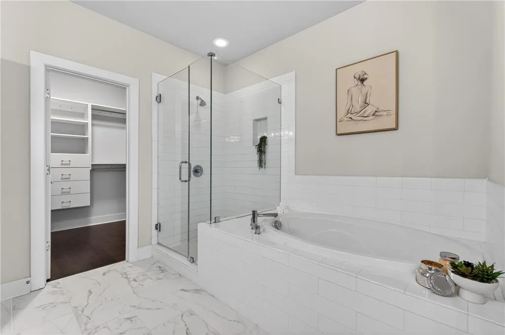 6069 Boylston Drive, Atlanta, Georgia 30328, 3 Bedrooms Bedrooms, ,3 BathroomsBathrooms,Residential,For Sale,6069 Boylston Drive,7719068