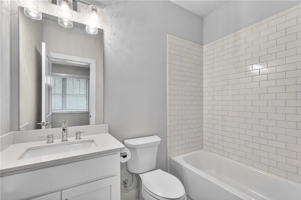 6069 Boylston Drive, Atlanta, Georgia 30328, 3 Bedrooms Bedrooms, ,3 BathroomsBathrooms,Residential,For Sale,6069 Boylston Drive,7719068