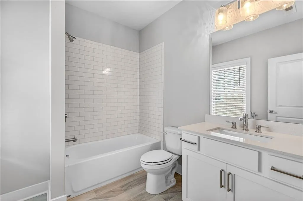 6069 Boylston Drive, Atlanta, Georgia 30328, 3 Bedrooms Bedrooms, ,3 BathroomsBathrooms,Residential,For Sale,6069 Boylston Drive,7719068