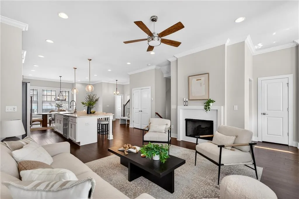 6069 Boylston Drive, Atlanta, Georgia 30328, 3 Bedrooms Bedrooms, ,3 BathroomsBathrooms,Residential,For Sale,6069 Boylston Drive,7719068