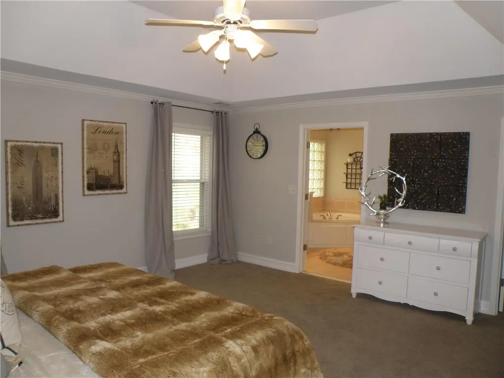 7250 Village Creek Trace, Sandy Springs, Georgia 30328, 4 Bedrooms Bedrooms, ,3 BathroomsBathrooms,Residential,Sold,7250 Village Creek Trace,5603441