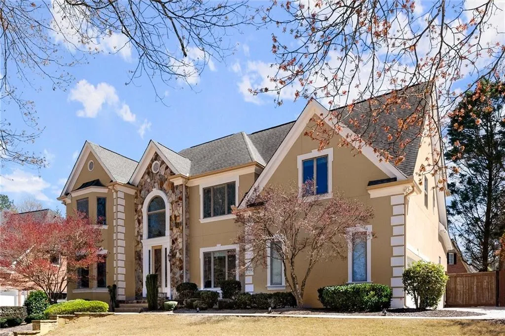 300 Morganshire Pl, Atlanta, Georgia 30350, 6 Bedrooms Bedrooms, ,5 BathroomsBathrooms,Residential,Sold,300 Morganshire Pl,7577244