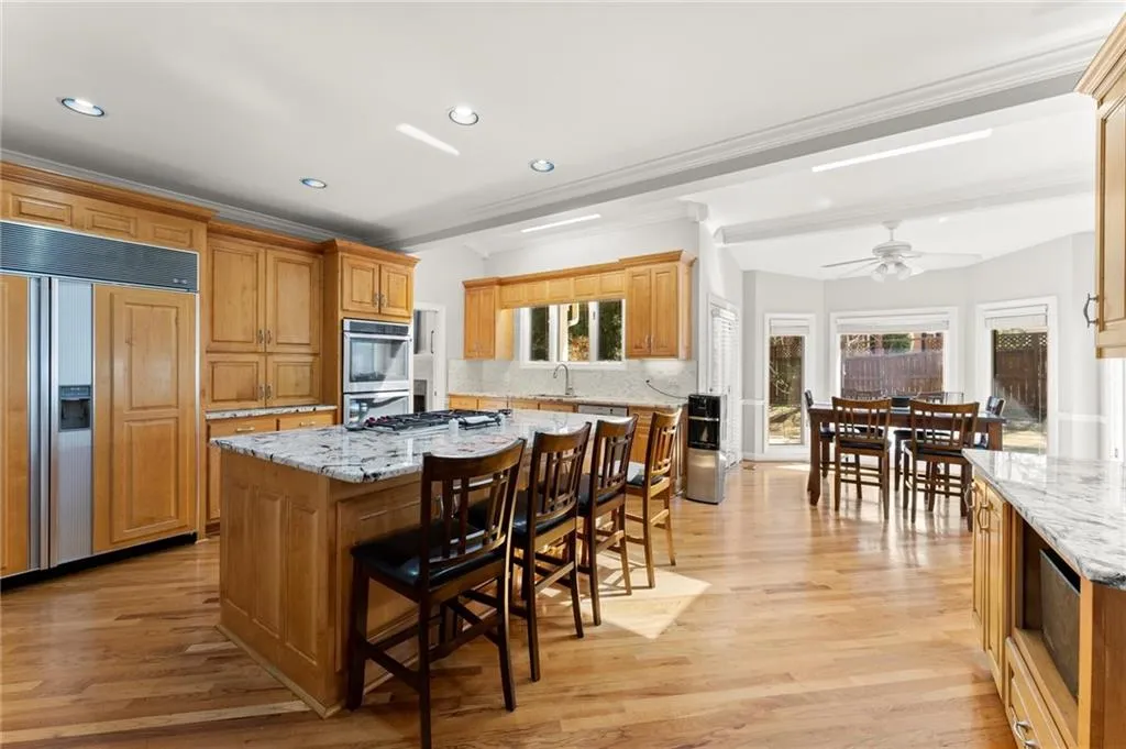 Open Kitchen