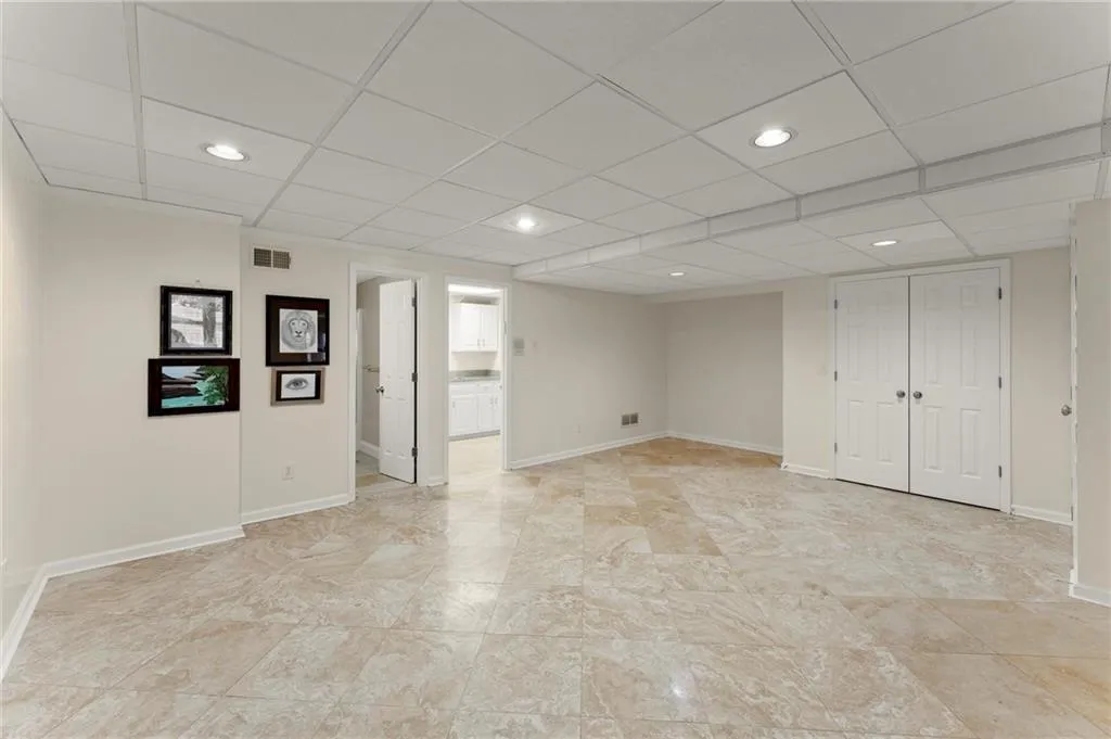 300 Morganshire Pl, Atlanta, Georgia 30350, 6 Bedrooms Bedrooms, ,5 BathroomsBathrooms,Residential,Sold,300 Morganshire Pl,7577244