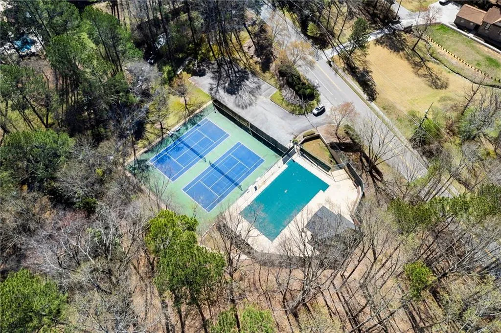 300 Morganshire Pl, Atlanta, Georgia 30350, 6 Bedrooms Bedrooms, ,5 BathroomsBathrooms,Residential,Sold,300 Morganshire Pl,7577244