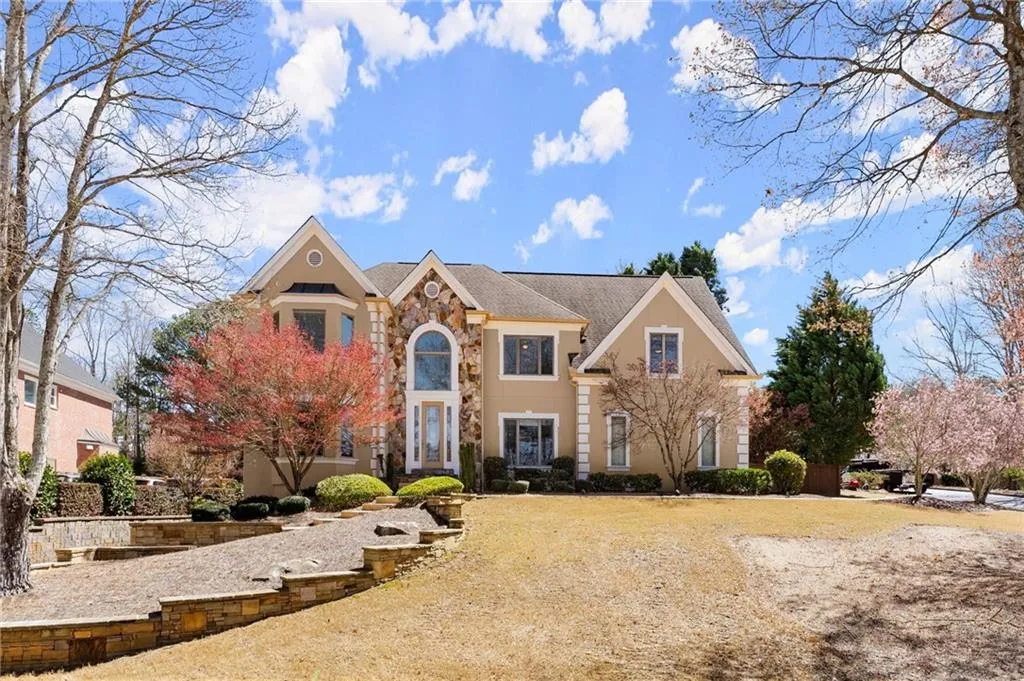 300 Morganshire Pl, Atlanta, Georgia 30350, 6 Bedrooms Bedrooms, ,5 BathroomsBathrooms,Residential,Sold,300 Morganshire Pl,7577244