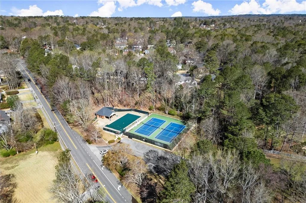 300 Morganshire Pl, Atlanta, Georgia 30350, 6 Bedrooms Bedrooms, ,5 BathroomsBathrooms,Residential,Sold,300 Morganshire Pl,7577244