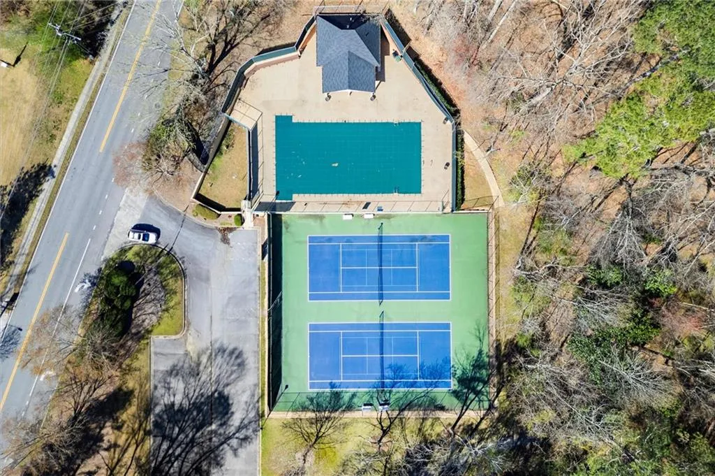 300 Morganshire Pl, Atlanta, Georgia 30350, 6 Bedrooms Bedrooms, ,5 BathroomsBathrooms,Residential,Sold,300 Morganshire Pl,7577244