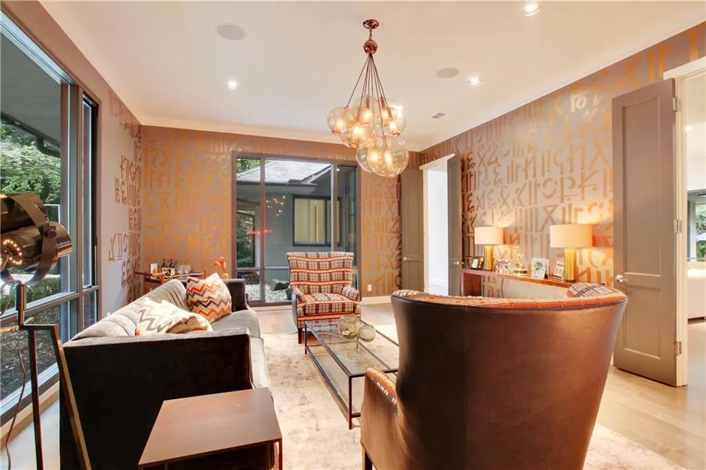 985 Buckingham Circle Nw, Atlanta, Georgia 30327, 5 Bedrooms Bedrooms, ,6 BathroomsBathrooms,Residential,Sold,985 Buckingham Circle Nw,5652119