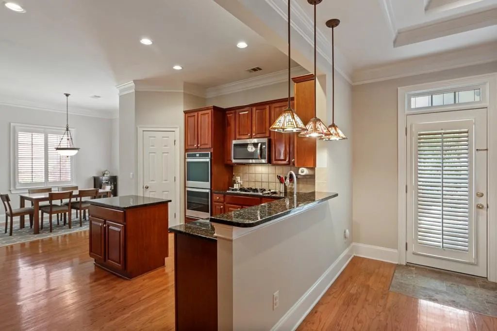 540 Wembley Circle, Atlanta, Georgia 30328, 3 Bedrooms Bedrooms, ,3 BathroomsBathrooms,Residential,Sold,540 Wembley Circle,6531153