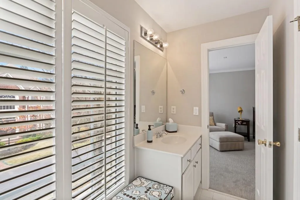 540 Wembley Circle, Atlanta, Georgia 30328, 3 Bedrooms Bedrooms, ,3 BathroomsBathrooms,Residential,Sold,540 Wembley Circle,6531153