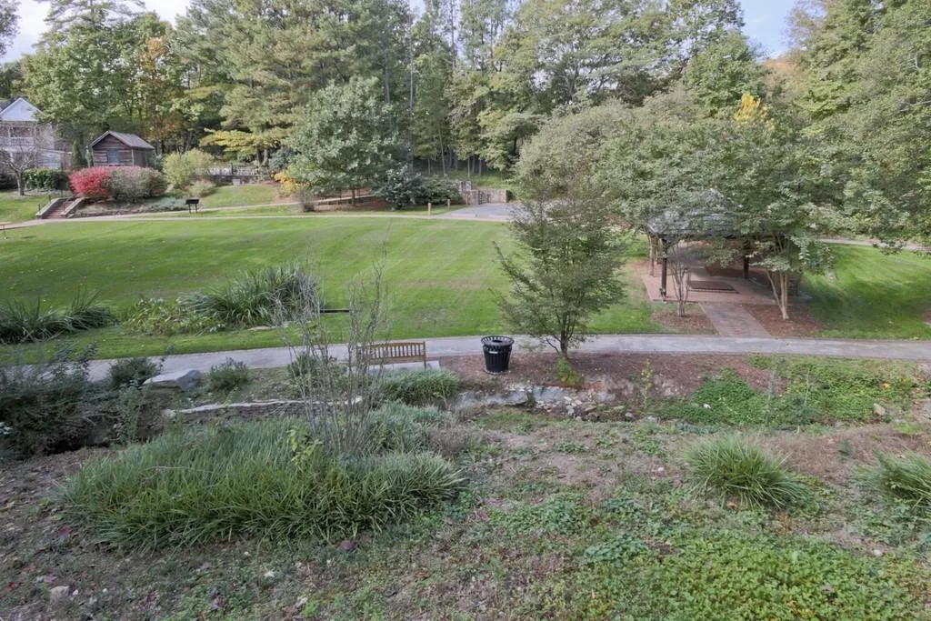 315 Hilderbrand Drive Unit C7, Sandy Springs, Georgia 30328, 2 Bedrooms Bedrooms, ,1 BathroomBathrooms,Residential,Sold,315 Hilderbrand Drive Unit C7,6796520