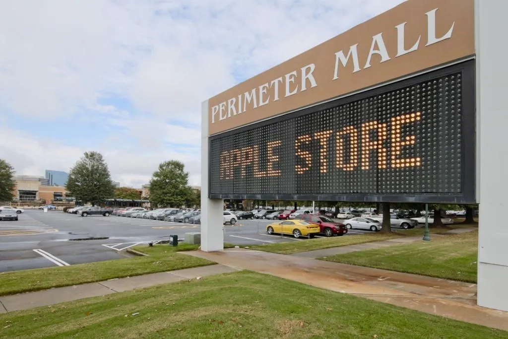 315 Hilderbrand Drive Unit C7, Sandy Springs, Georgia 30328, 2 Bedrooms Bedrooms, ,1 BathroomBathrooms,Residential,Sold,315 Hilderbrand Drive Unit C7,6796520