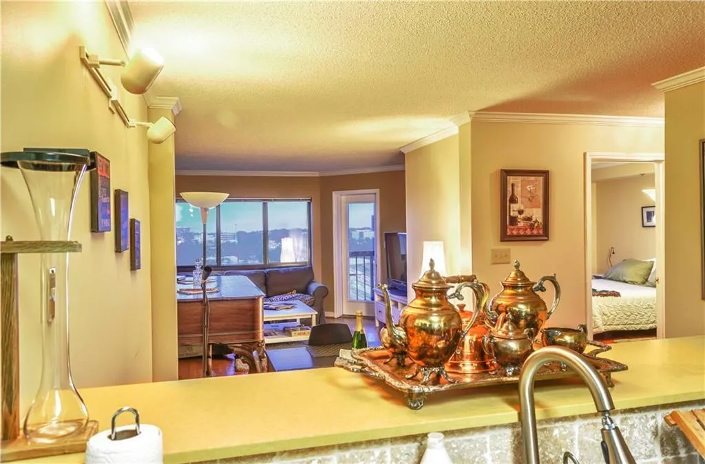 795 Hammond Drive Unit 1901, Atlanta, Georgia 30328, 2 Bedrooms Bedrooms, ,1 BathroomBathrooms,Residential,Sold,795 Hammond Drive Unit 1901,7026462