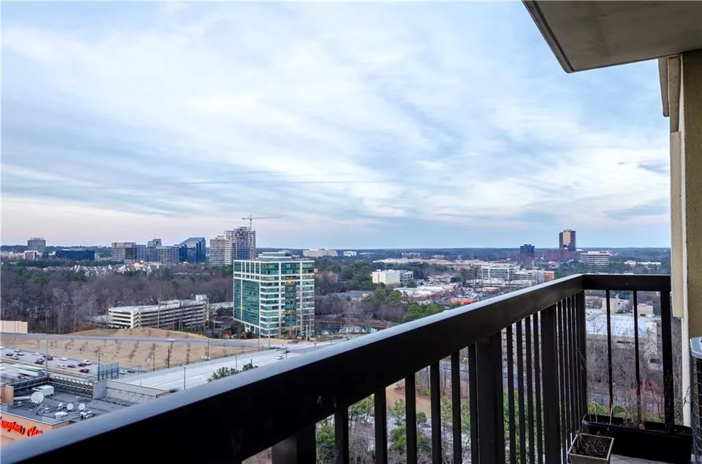 795 Hammond Drive Unit 1901, Atlanta, Georgia 30328, 2 Bedrooms Bedrooms, ,1 BathroomBathrooms,Residential,Sold,795 Hammond Drive Unit 1901,7026462