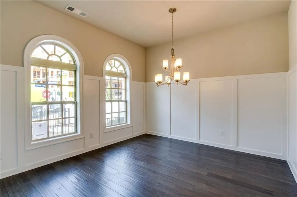 4206 Deming Circle, Atlanta, Georgia 30342, 3 Bedrooms Bedrooms, ,3 BathroomsBathrooms,Residential,Sold,4206 Deming Circle,5714872