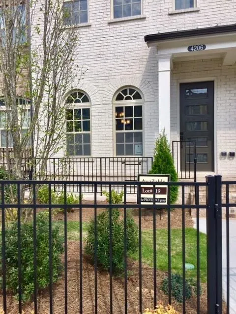 4206 Deming Circle, Atlanta, Georgia 30342, 3 Bedrooms Bedrooms, ,3 BathroomsBathrooms,Residential,Sold,4206 Deming Circle,5714872